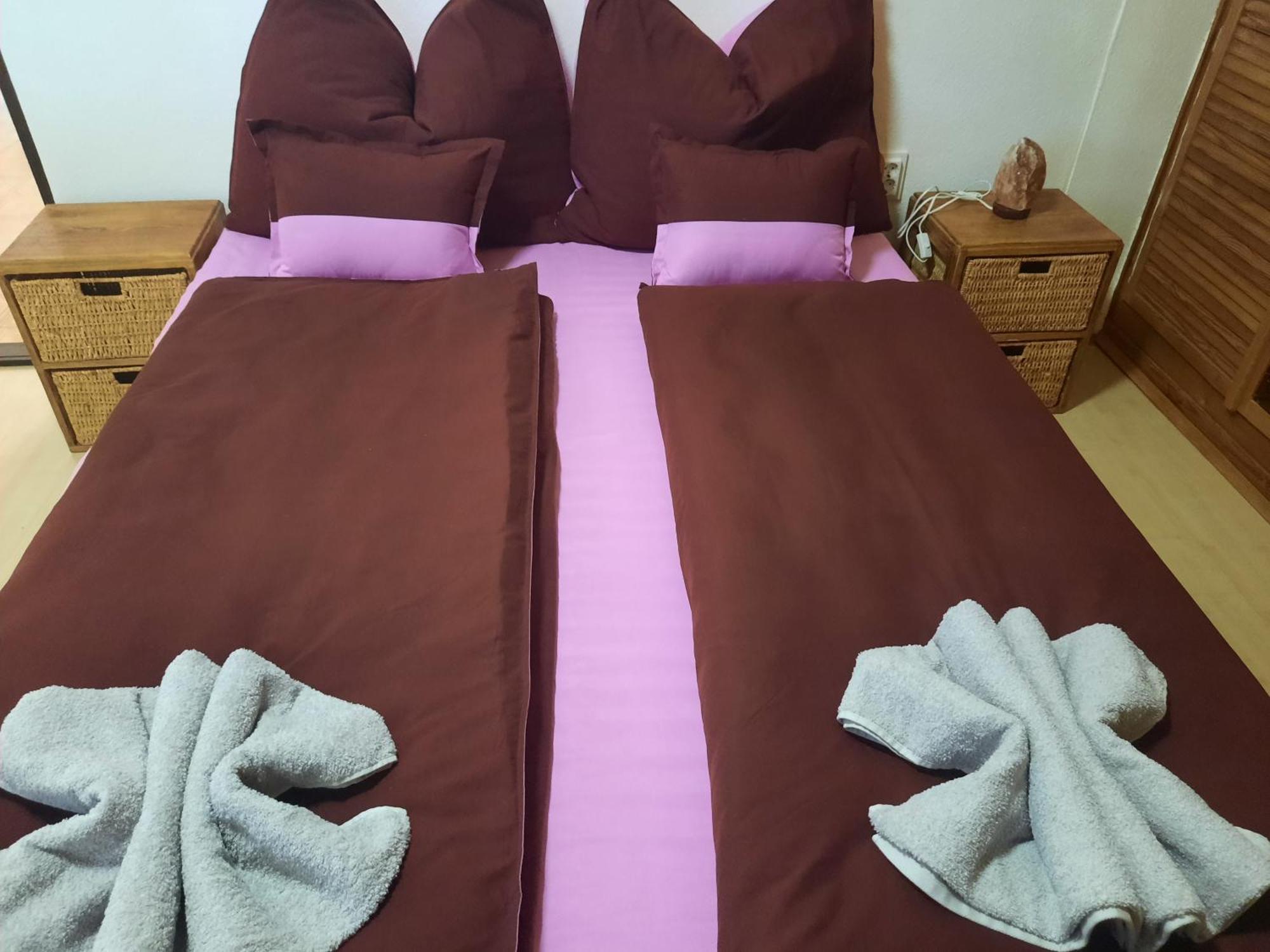 Galeria Vendeghaz Appartement Hajdúszoboszló Buitenkant foto