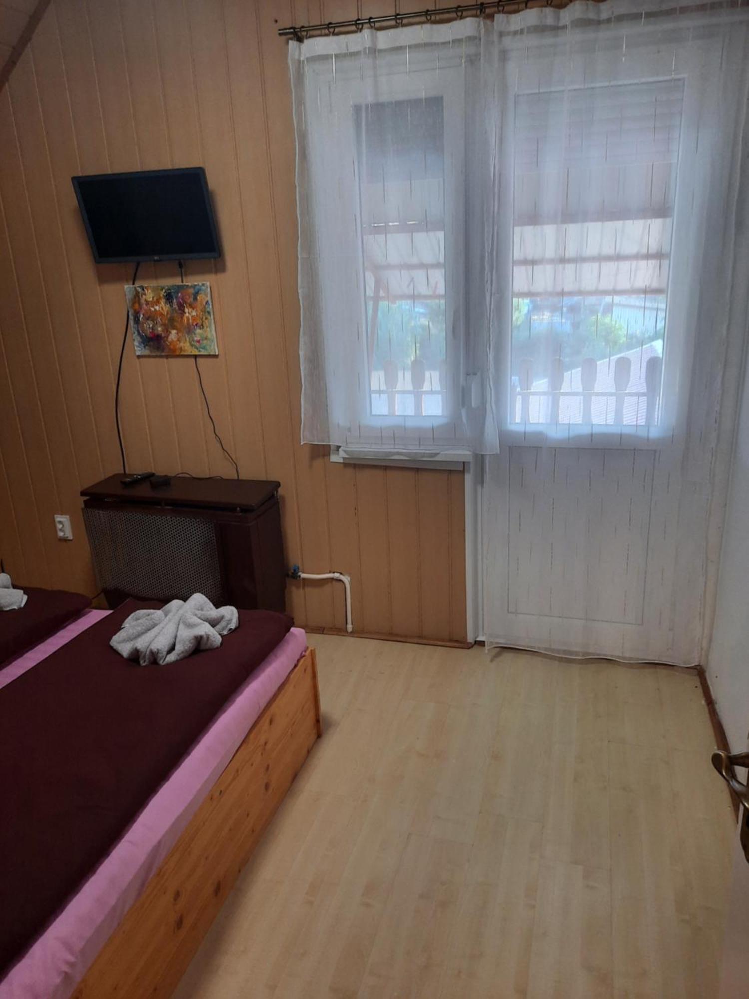 Galeria Vendeghaz Appartement Hajdúszoboszló Buitenkant foto