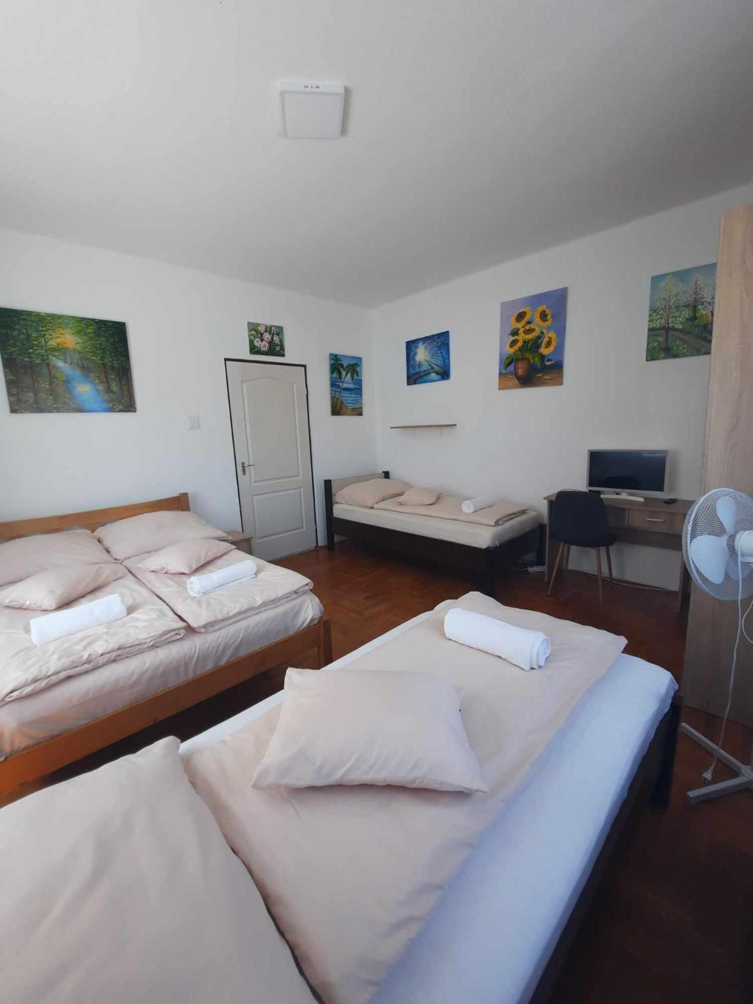 Galeria Vendeghaz Appartement Hajdúszoboszló Buitenkant foto